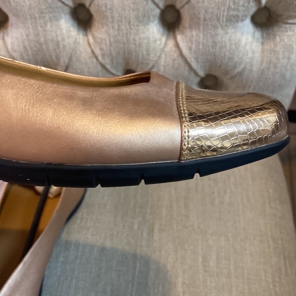 Comfortview NEW Gold Metallic Round Toe Size 12 Women’s Loafers - Picture 12 of 16